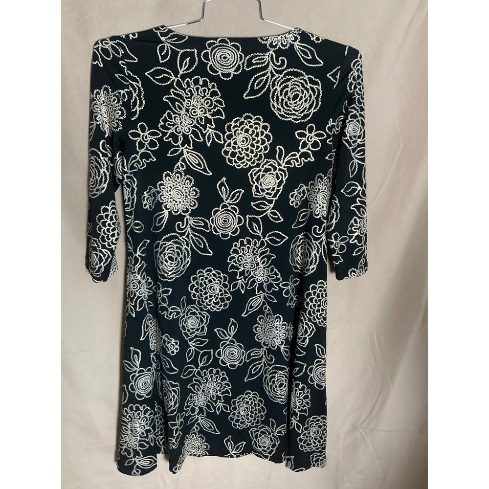 Nina Leonard Dress Womens Small Black Floral 3/4 Sleeve Excellent Scoop Neck - Picture 9 of 13